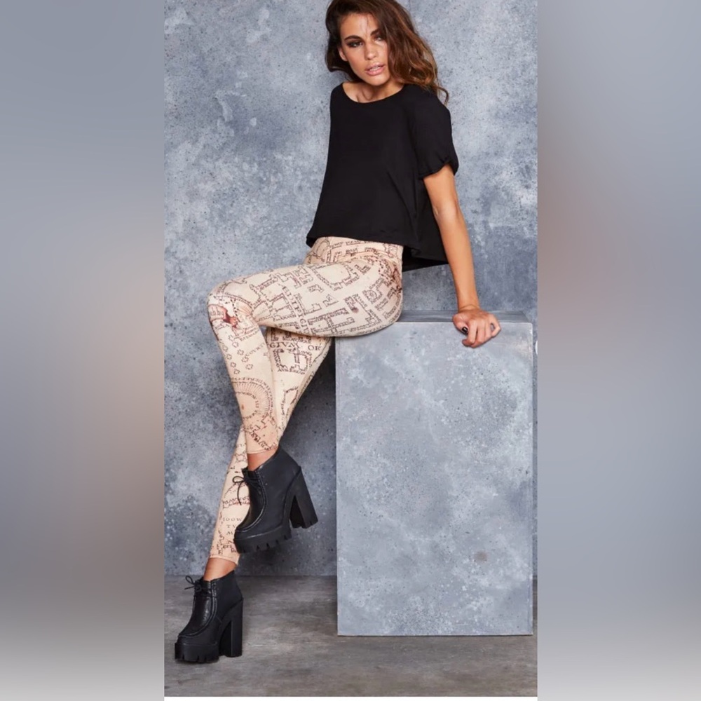 BlackMilk MARAUDERS MAP LEGGINGS - LIMITED - Size XL NWOT